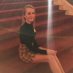 Meet your Posher, Catherine